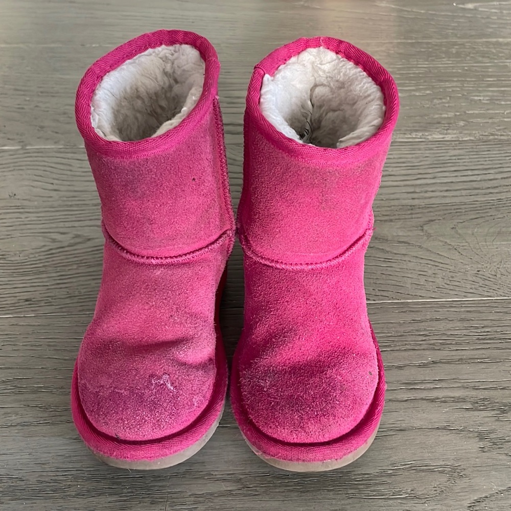 Pink koolaburra Ugg warm boots